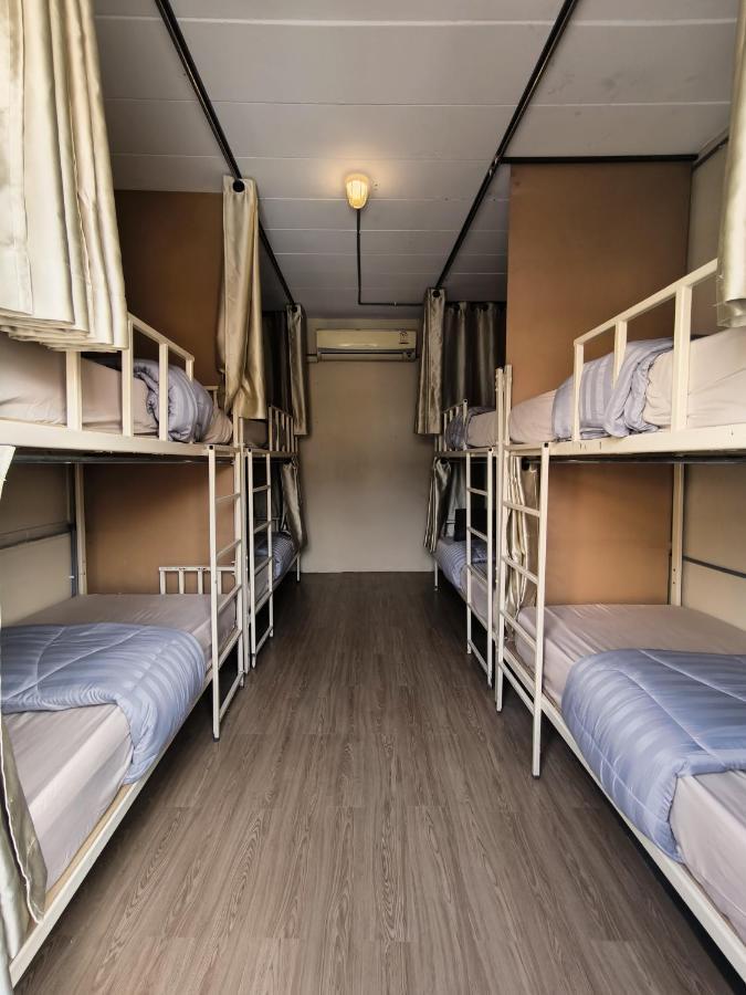 Youyen Hostel Бангкок Экстерьер фото