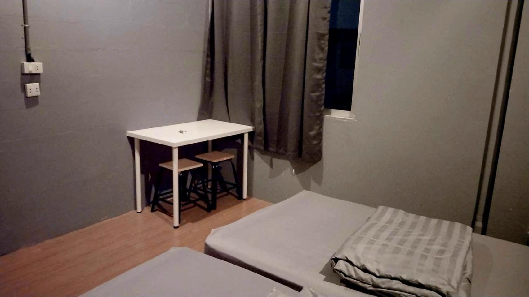 Youyen Hostel Бангкок Экстерьер фото