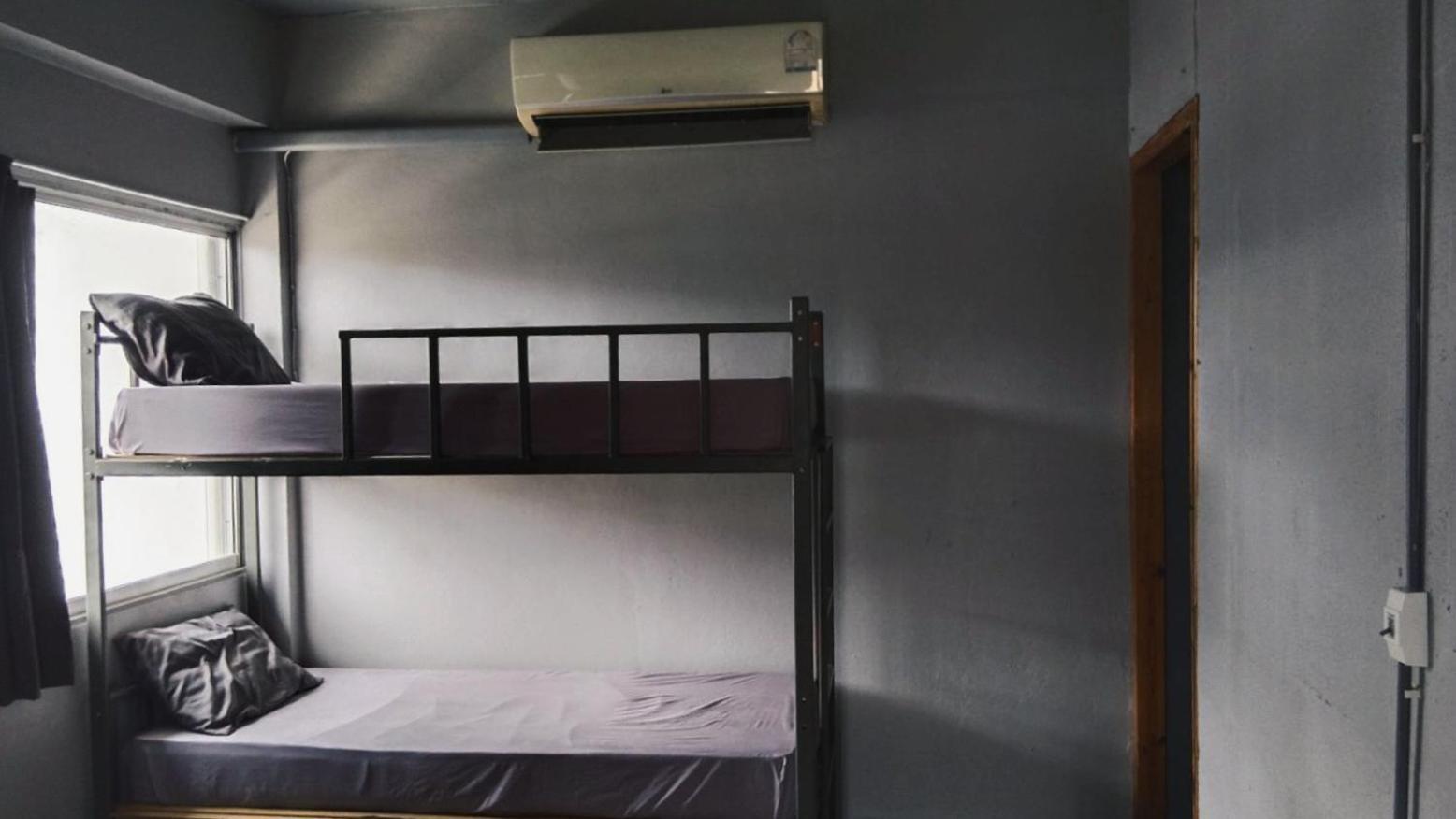 Youyen Hostel Бангкок Экстерьер фото